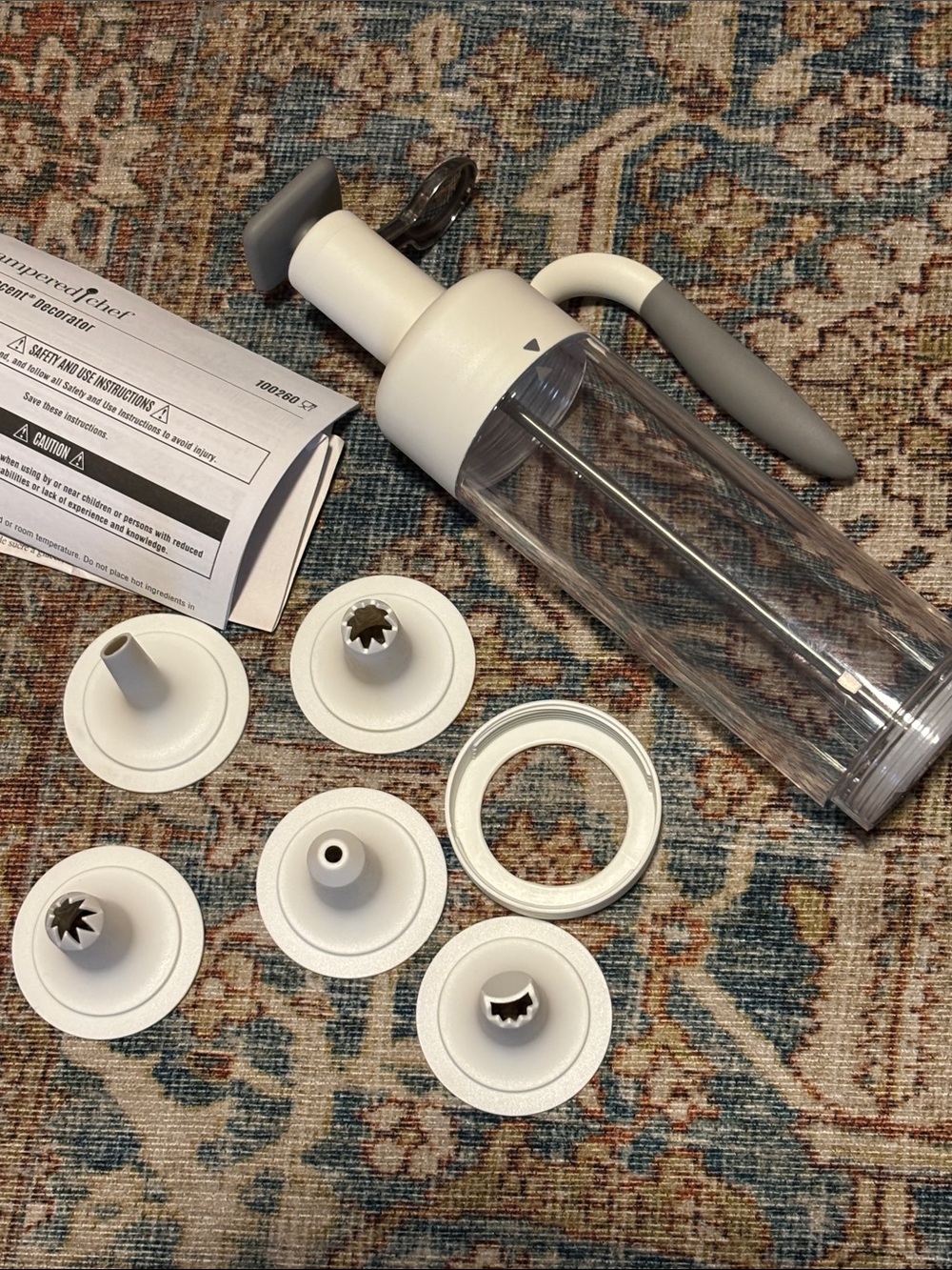 Pampered Chef Easy Accent Decorator Kit